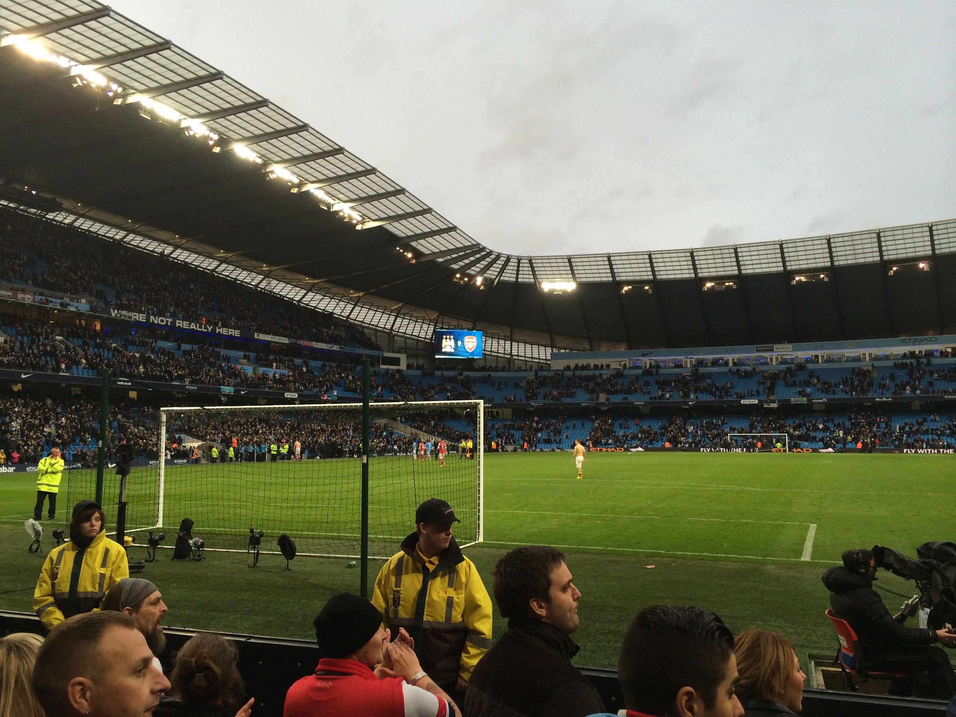 领下稳如磐 领下稳如磐